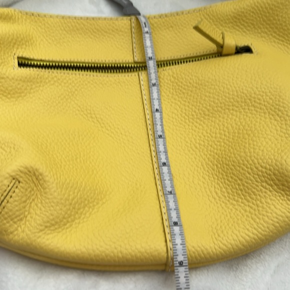 Beautiful yellow Hobo Gap bag new without tag vintage bag from 04 - Picture 7 of 9